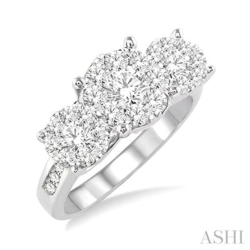 1 1/2 ctw Lovebright Round Cut Diamond Ring in 14K White Gold